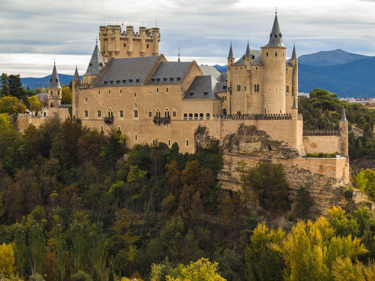 El Alcázar de Segovia: ¿el castillo más Disney de España?